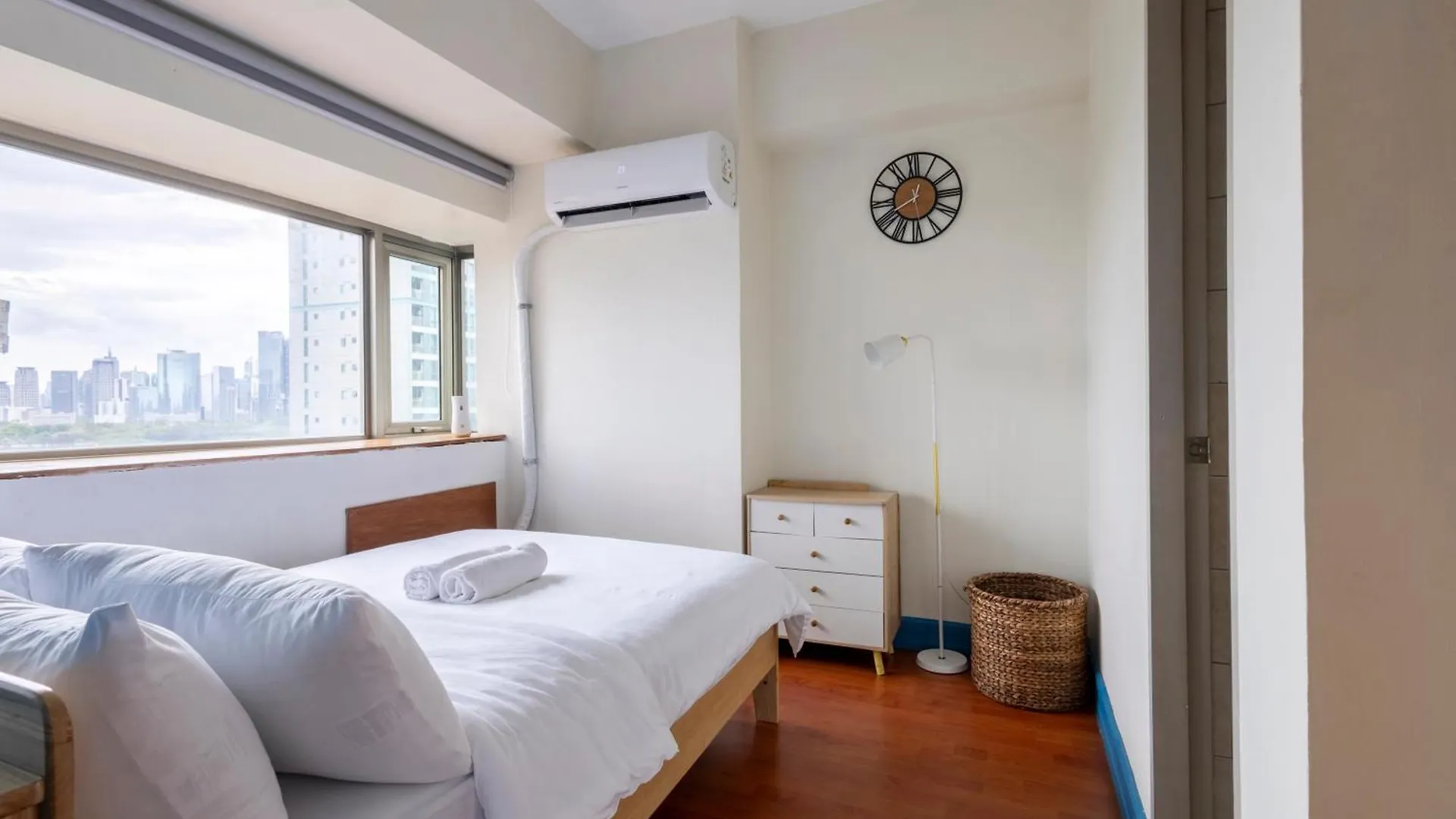 Forbeswood Parklane 1Br With Golf View Apartment Manila